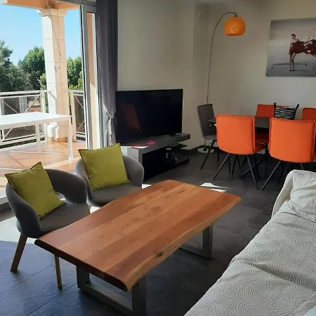 Vue Mer 50 M Des Plages Кавалер-сюр-Мер